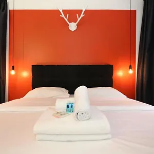https://101-studio-confortable-avec-kitchenette5.fr-paris.fr